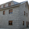 Vvda. unifamiliar en Frades - PVC Roble dorado.